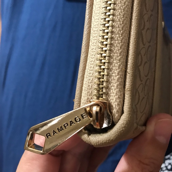 *NEW Rampage Wallet - Picture 4 of 8